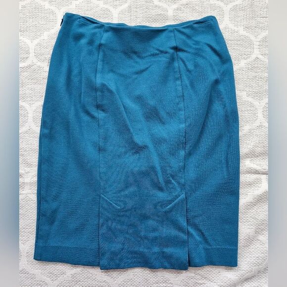 Cabi Sigourney Pencil Skirt Womens Sz 2  Turquoise Blue Pockets Side Zipper GUC - Picture 1 of 7